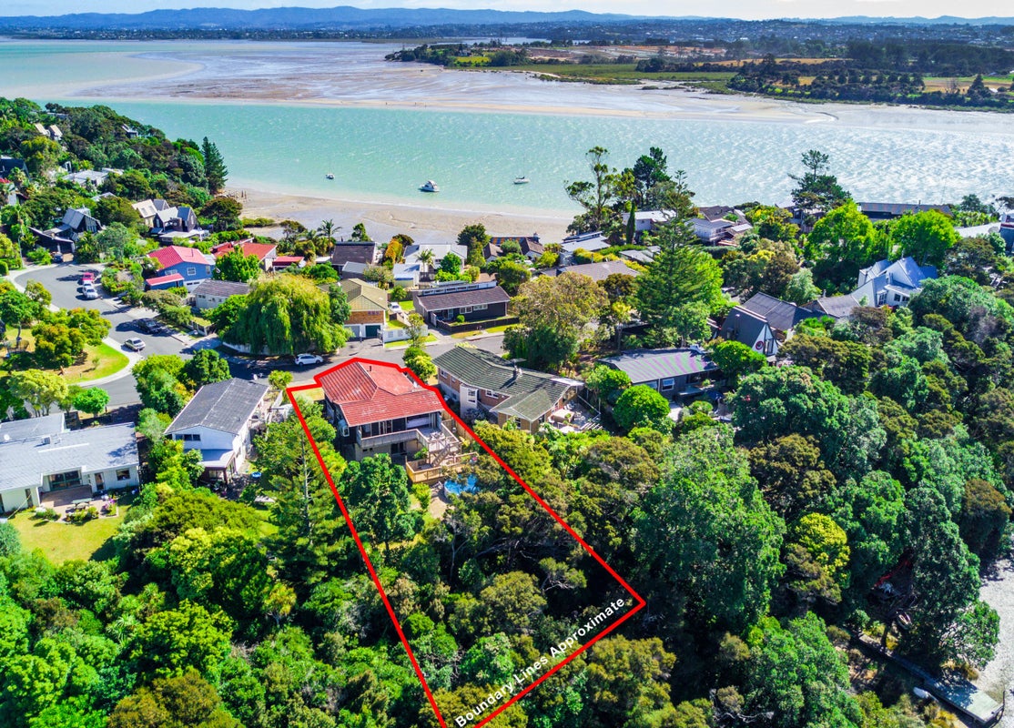 87 Aeroview Drive, Beach Haven, Auckland - Carousel 1