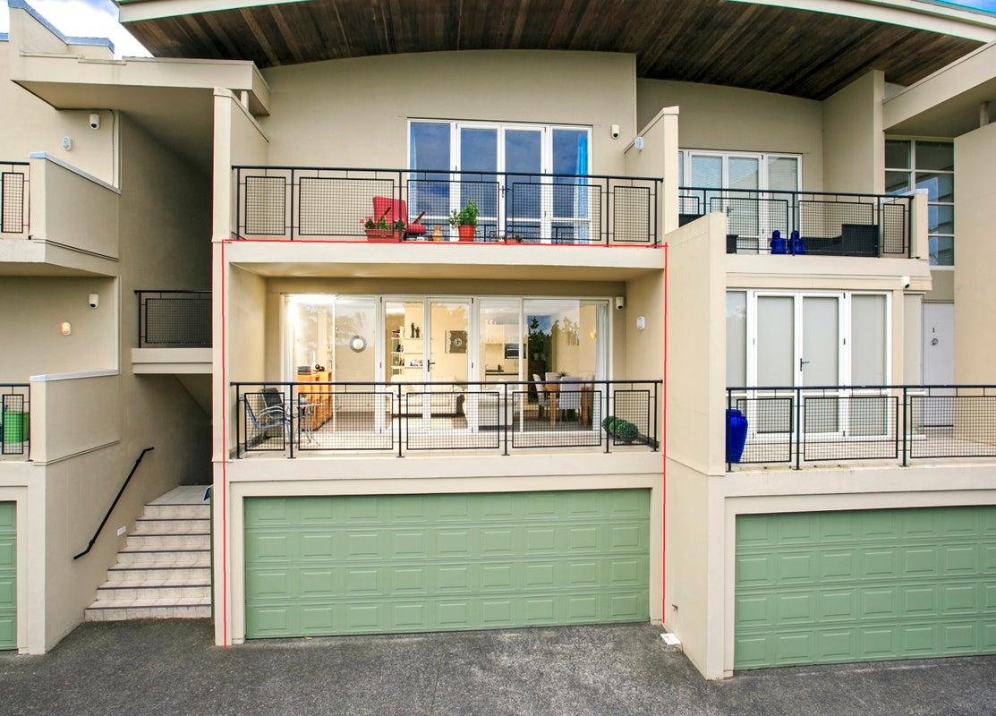 2/166 Mokoia Road, Chatswood, Auckland - Carousel 1
