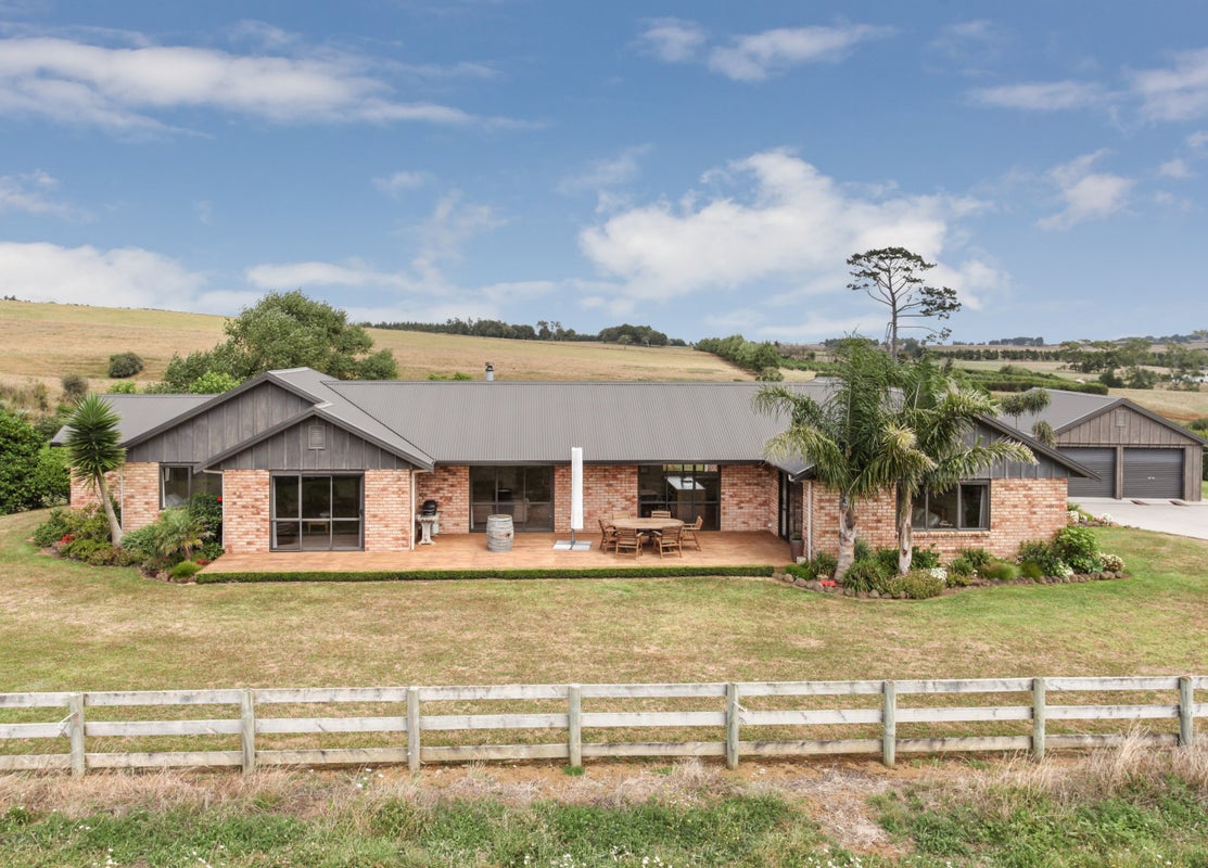 95 Hunt Road, Tuakau - Carousel 1