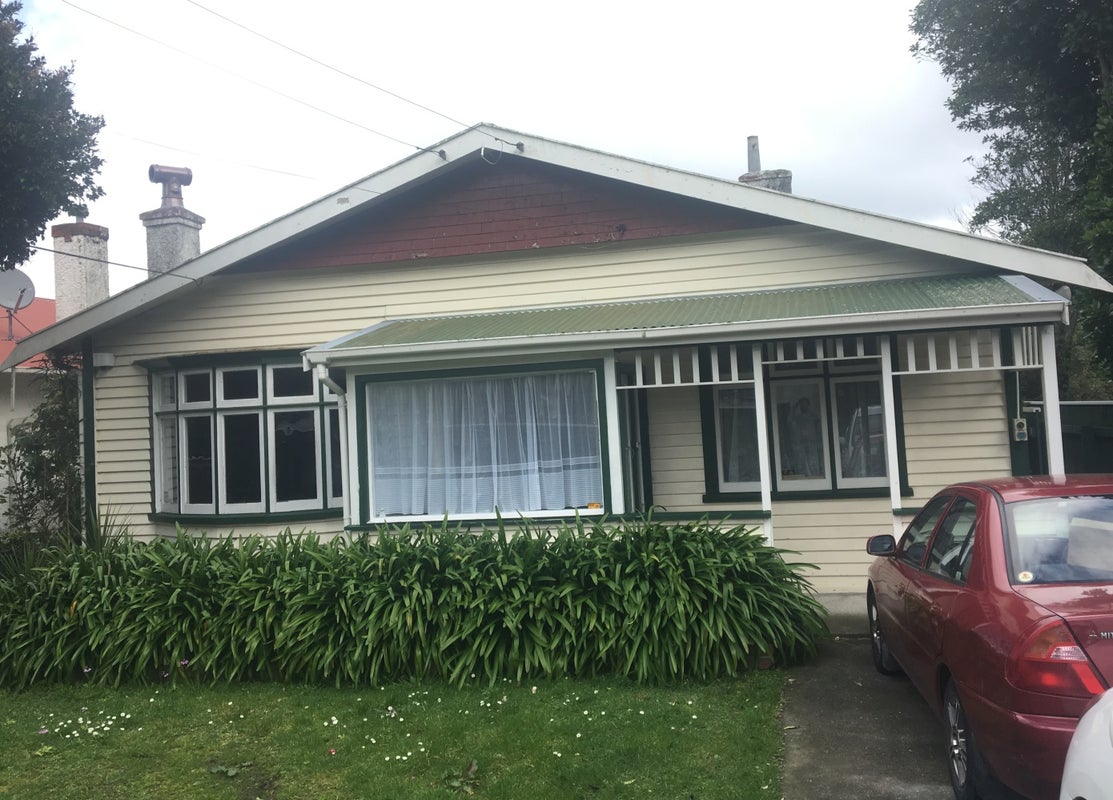 4 Bridge Street, Melling, Lower Hutt - Carousel 1