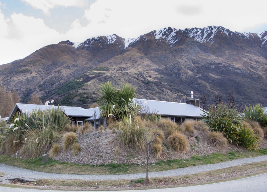 6 Mathias Terrace, Arthurs Point, Queenstown - Carousel 1