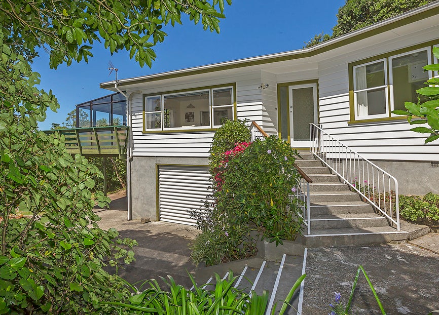 61 Spencer Street, Crofton Downs, Wellington - Carousel 1