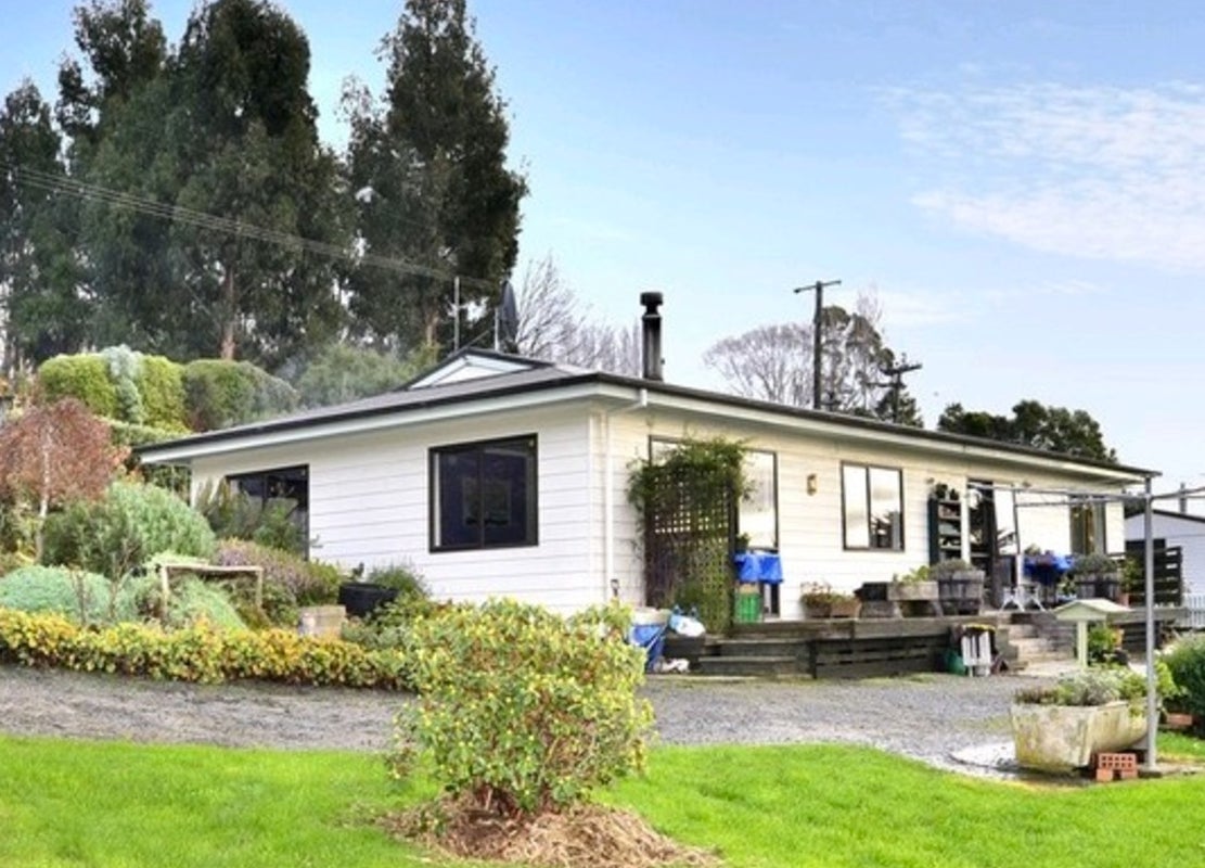 83 MORRIS RD, Kinmont Park, MOSGIEL - Carousel 1