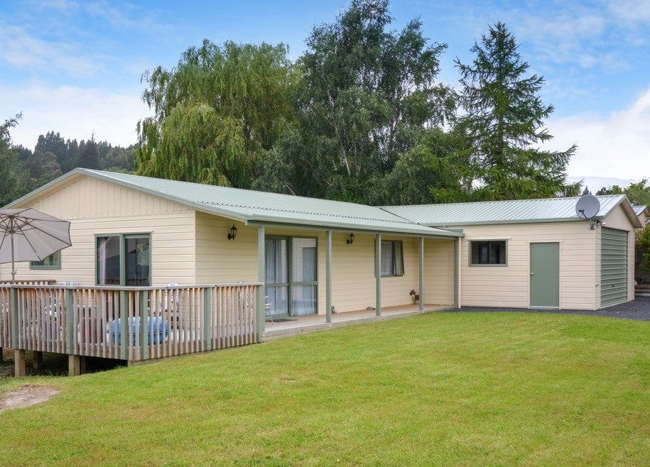 95 North Taieri Road, Abbotsford, Dunedin - Carousel 1
