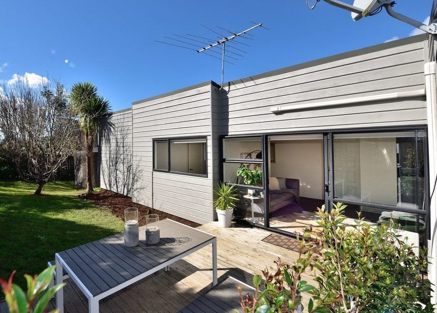 82 Brightside Road, Stanmore Bay, Whangaparaoa - Carousel 1