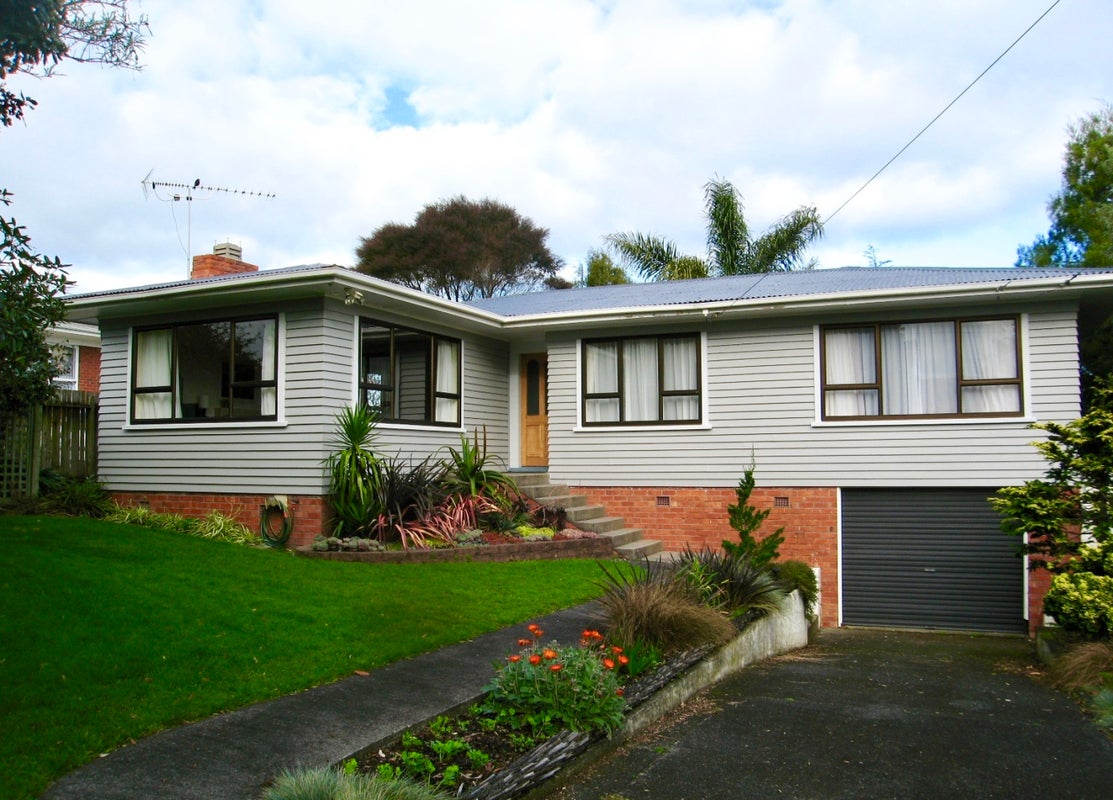 13 Rothery Road, Hillpark, Auckland - Carousel 1