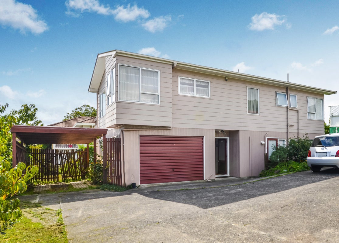 52 Redoubt Road, Goodwood Heights, Auckland - Carousel 1