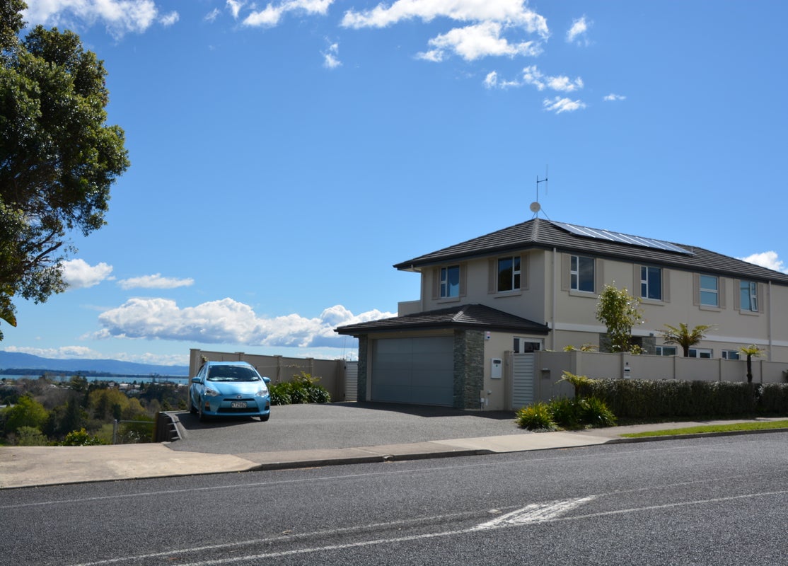 326 Otumoetai Road, Otumoetai, Tauranga - Carousel 1