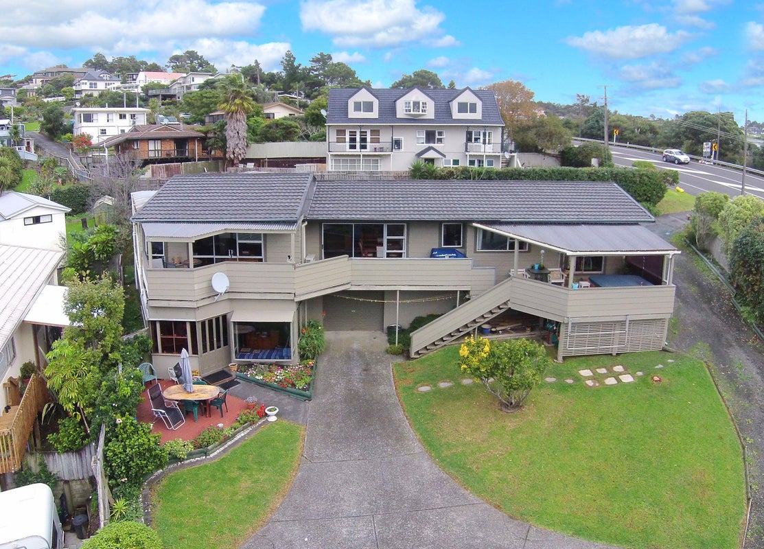 535 Hibiscus Coast Highway, Hatfields Beach, Orewa - Carousel 1