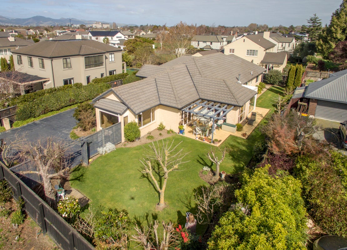 3 Hogarth Lane, Burnside, Christchurch - Carousel 1