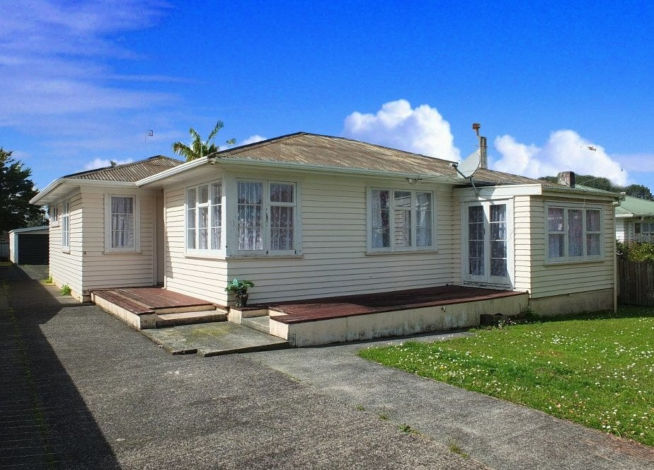 9 West End Avenue, Woodhill, Whangarei - Carousel 1