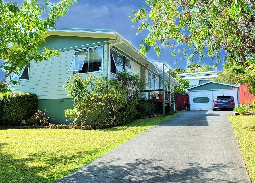 33 Eureka Place, Parahaki, Whangarei - Carousel 1