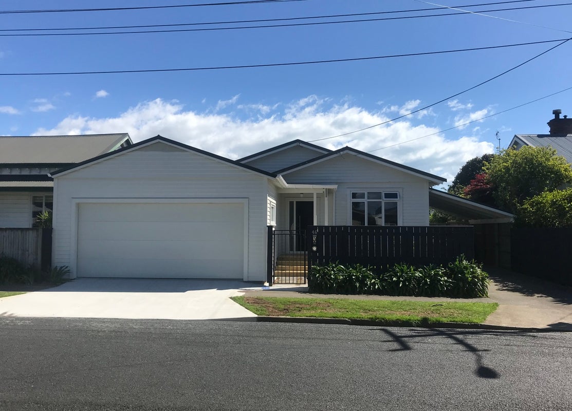 46 Record Street, Fitzroy, New Plymouth - Carousel 1