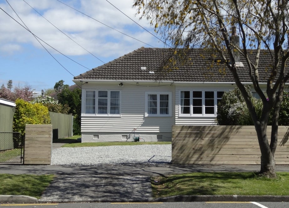 62 Copeland Street, Hutt Central, Lower Hutt - Carousel 1