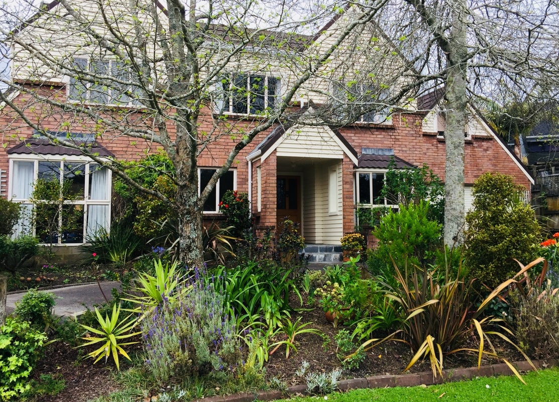 7 Charles Prevost Drive, The Gardens, Auckland - Carousel 1