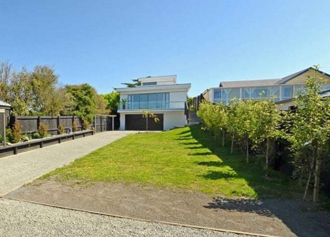 68 Britannia Street, North New Brighton, Christchurch - Carousel 1