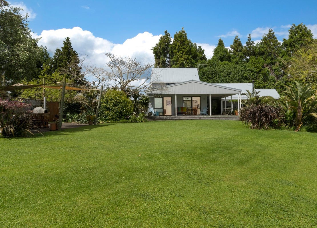 401 Youngson Road, Whakamarama, Tauranga - Carousel 1