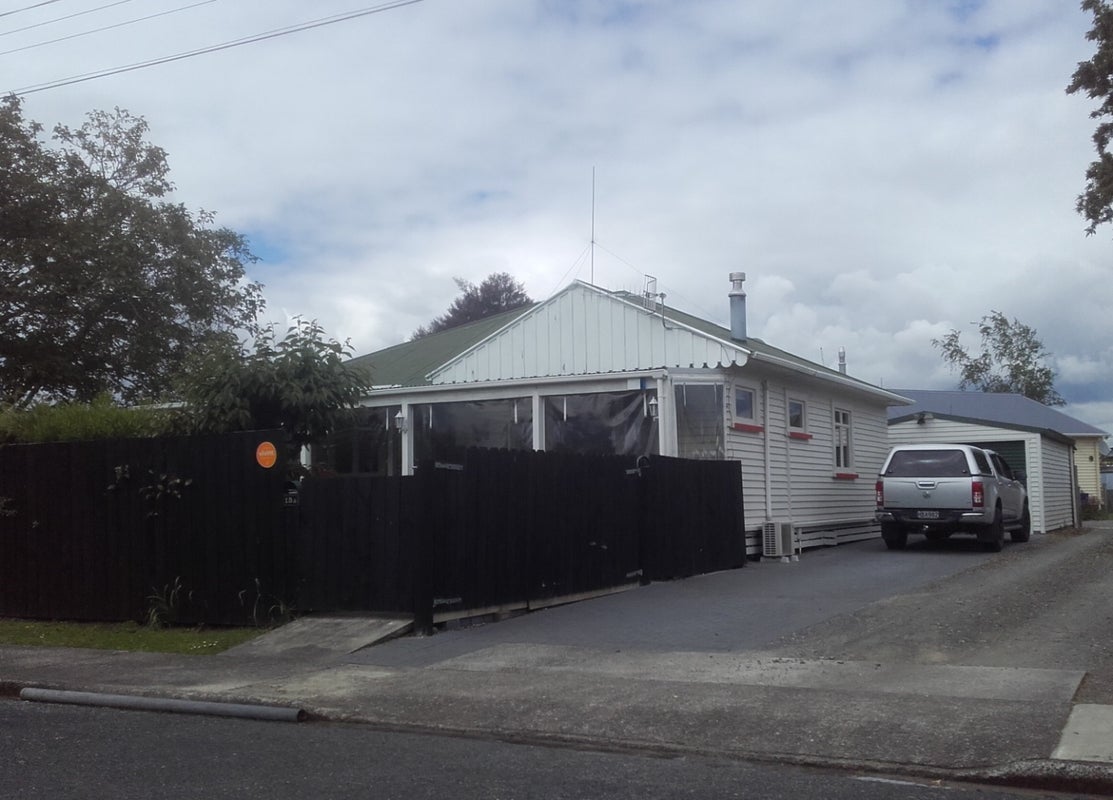 15A Murray Road, Fairy Springs, Rotorua - Carousel 1