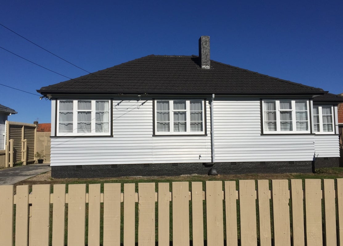12 Parkinson Avenue, Wesley, Auckland - Carousel 1