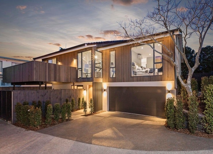 33 Bournemouth Terrace, Murrays Bay, Auckland - Carousel 1