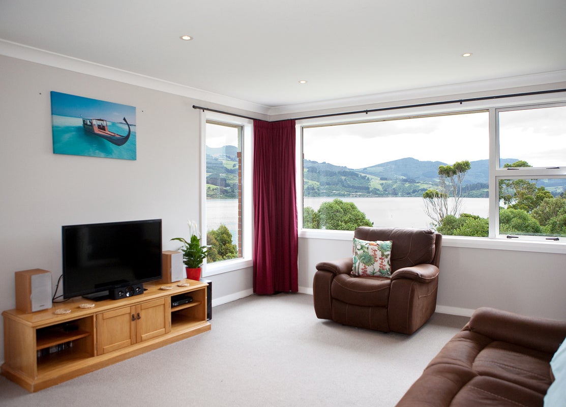 9 Raynbird Street, Company Bay, Dunedin - Carousel 1