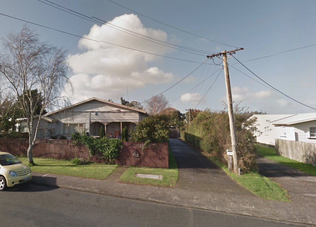 2/20 Ranui Station Road, Ranui, Auckland - Carousel 1