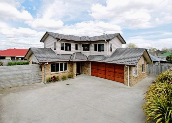 158A Ridge Road, Howick, Auckland - Carousel 1