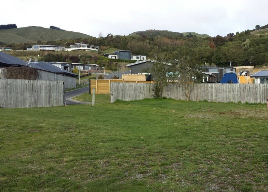 1/42 Kenrigg Road, Kinloch, Taupo - Carousel 1