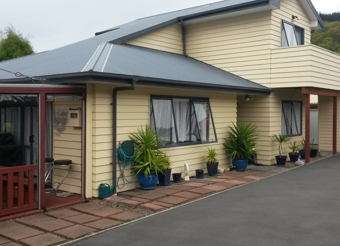 4A Waimarama Grove, Birchville, Upper Hutt - Carousel 1