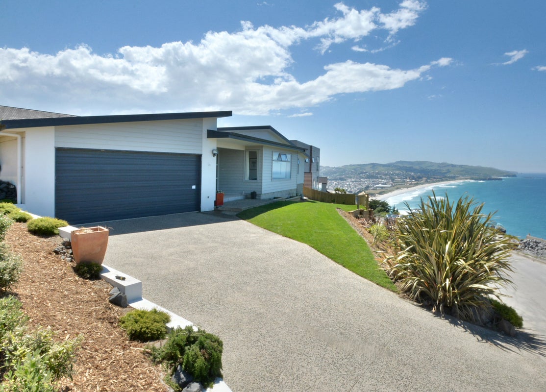 4 Clayton Street, Saint Clair, Dunedin - Carousel 1