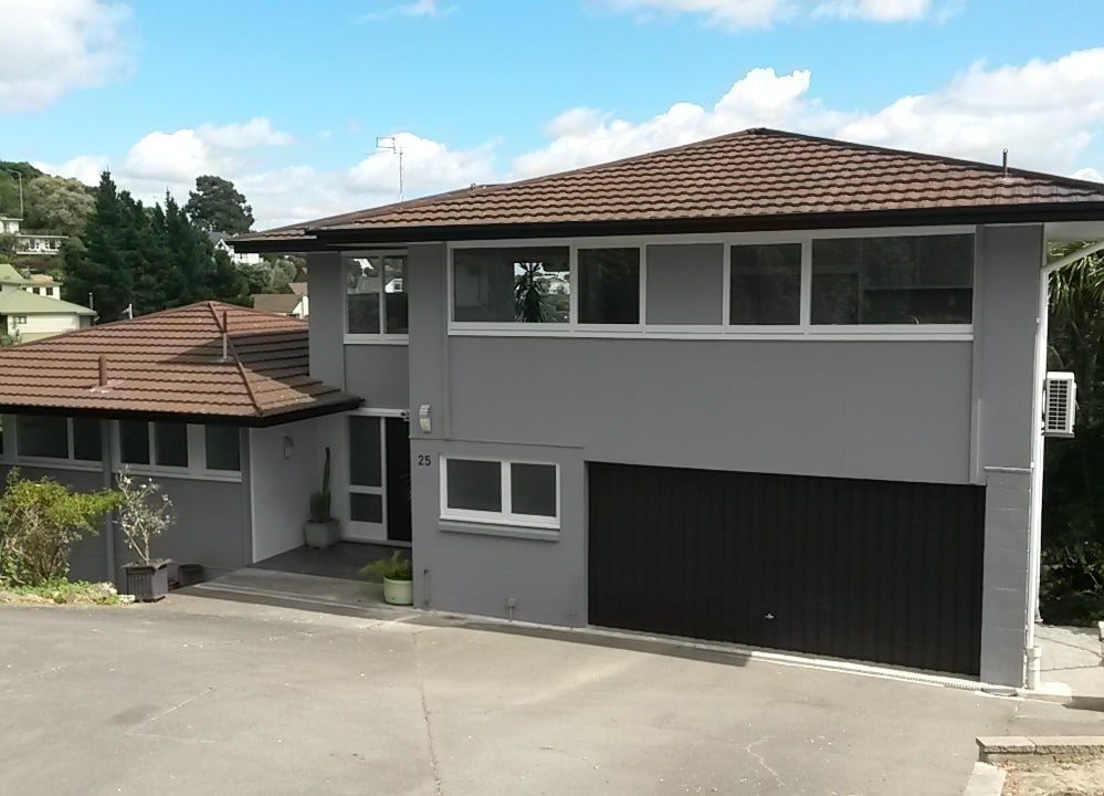 25 Takahe Drive, Cashmere, Christchurch - Carousel 1