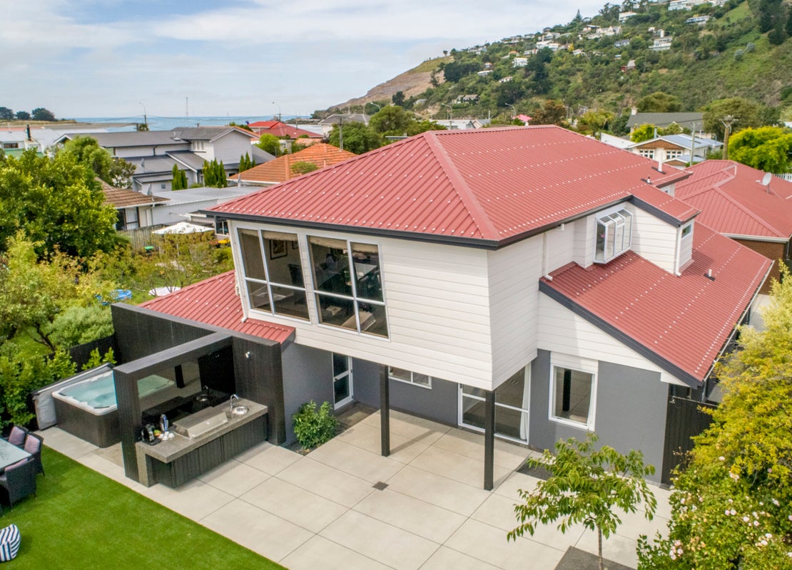 1/14 Bay View Road, Moncks Bay, Christchurch - Carousel 1