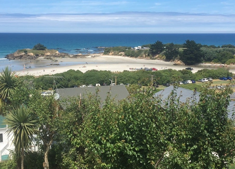 21 Seaview Road, Brighton, Dunedin - Carousel 1