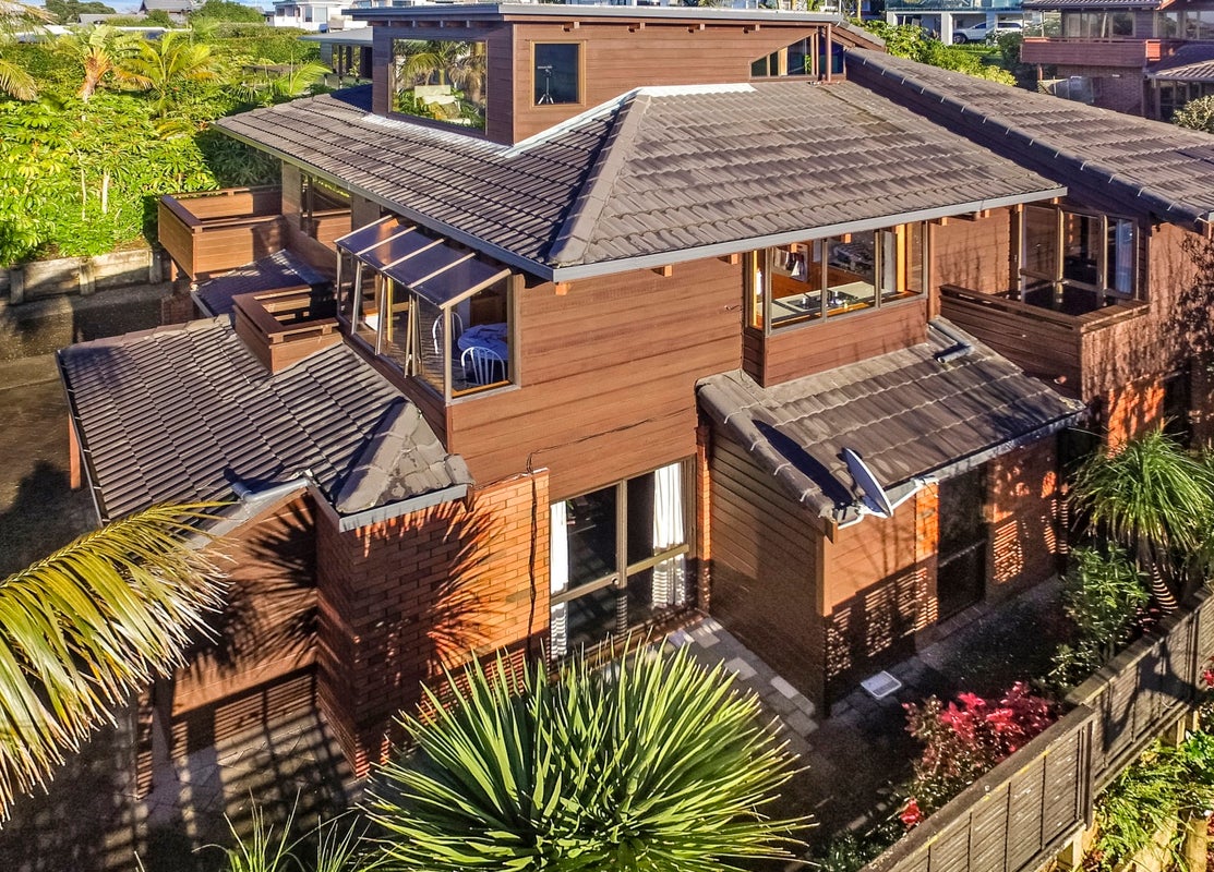 3/14 Marama Street, Castor Bay, Auckland - Carousel 1