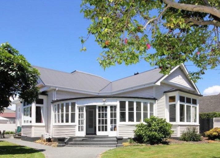 20 Aylmer Street, Somerfield, Christchurch - Carousel 1