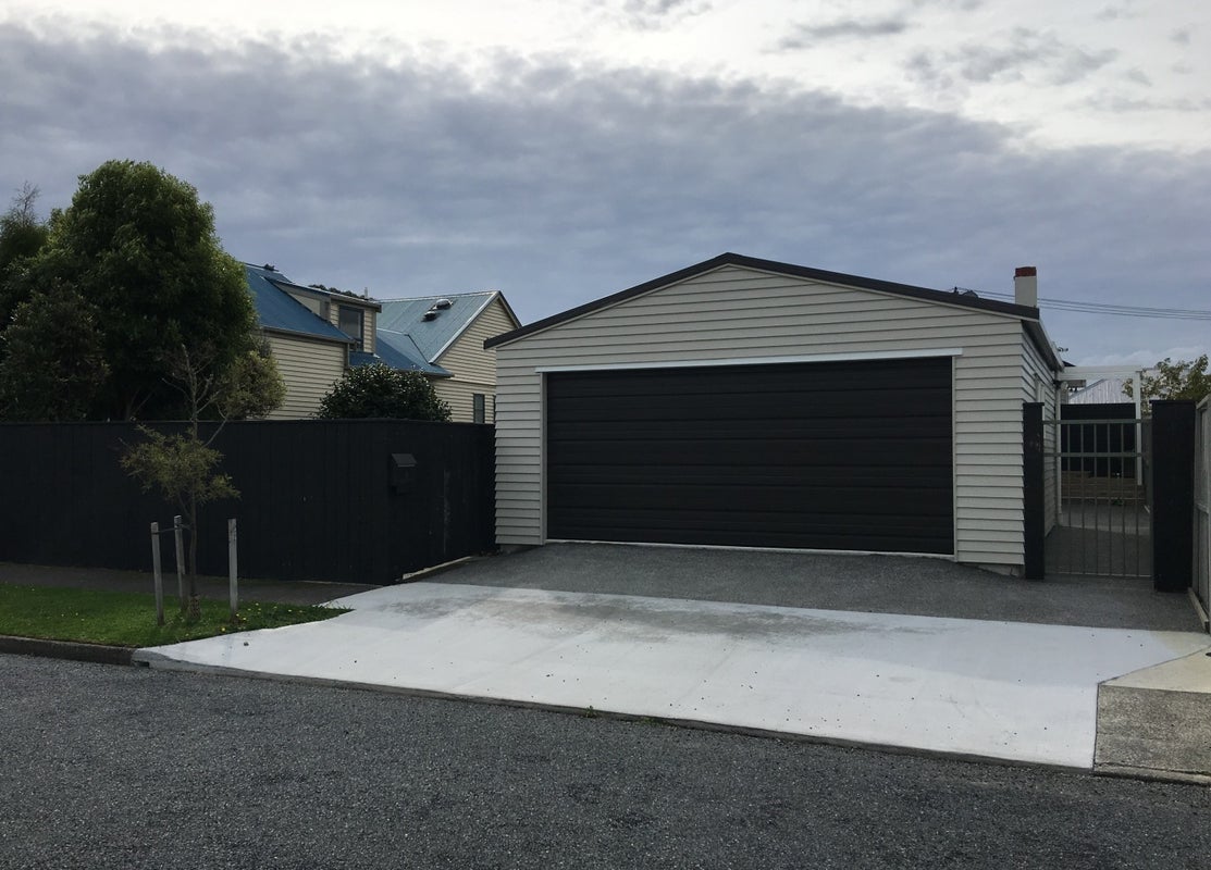 9 Nile Street, Waterloo, Lower Hutt - Carousel 1