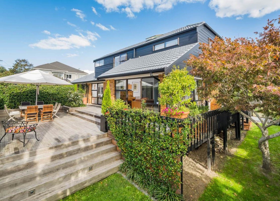 25A JUTLAND RD, Takapuna, Auckland - Carousel 1