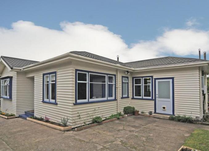 82 Chelmsford Street, Ngaio, Wellington - Carousel 1