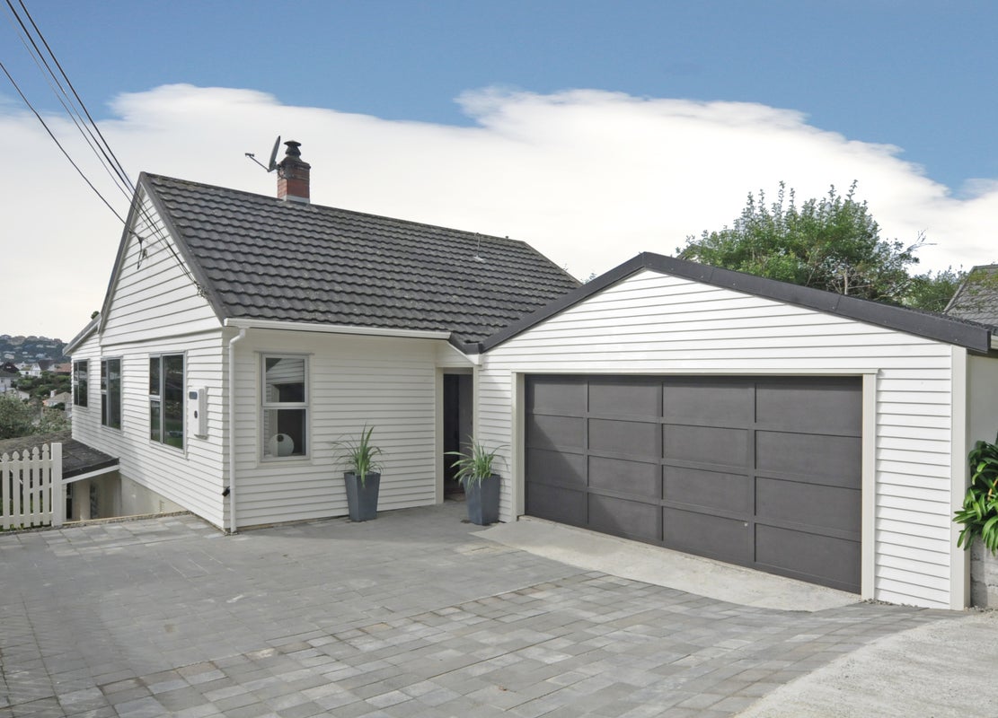 33 Mysore Street, Khandallah, Wellington - Carousel 1