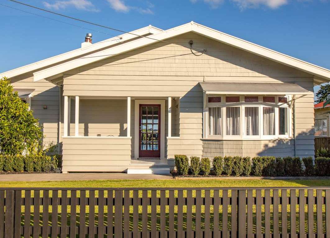 19 Oranga Road, Kensington, Whangarei - Carousel 1