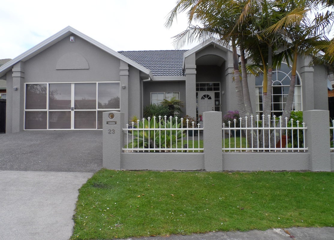 23 Keswick Close, Northpark, Auckland - Carousel 1