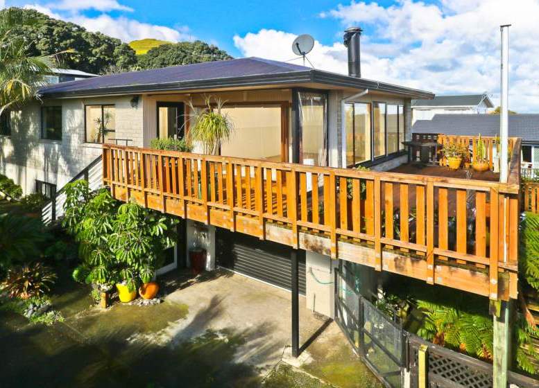 17 Kanohi Terrace, Mangere Bridge, Auckland - Carousel 1