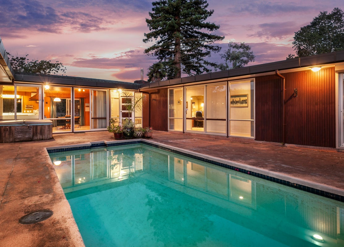 278 Henderson Valley Road, Henderson Valley, Auckland - Carousel 1