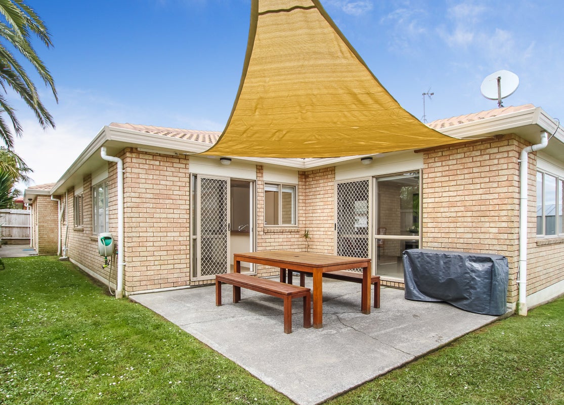 17 Jelicich Court, Henderson, Auckland - Carousel 1