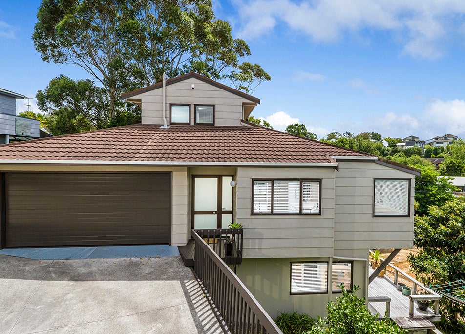 2/6 Braemar Road, Rothesay Bay, Auckland - Carousel 1