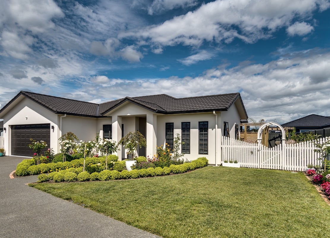 11 Wanaka Place, Poraiti, Napier - Carousel 1