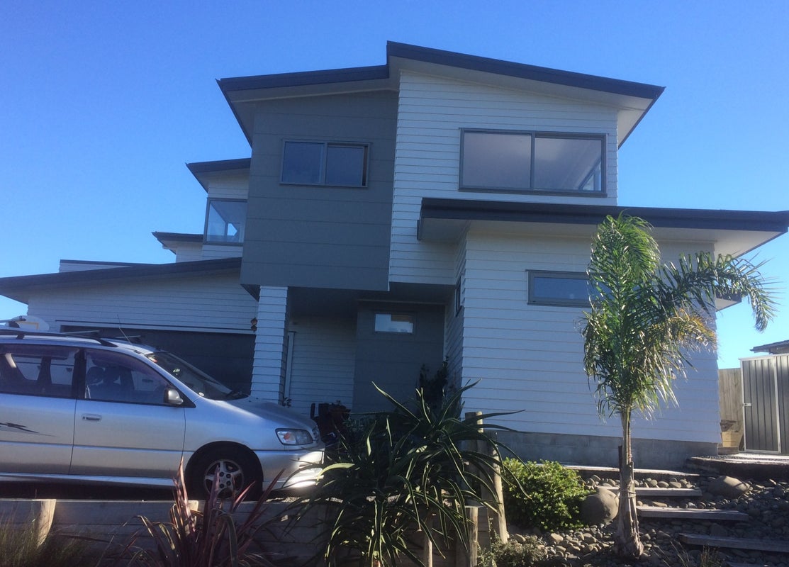 32H Ohuirehe Road, Coastlands, Whakatane - Carousel 1