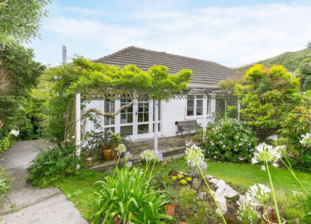 28 Fox Street, Ngaio, Wellington - Carousel 1
