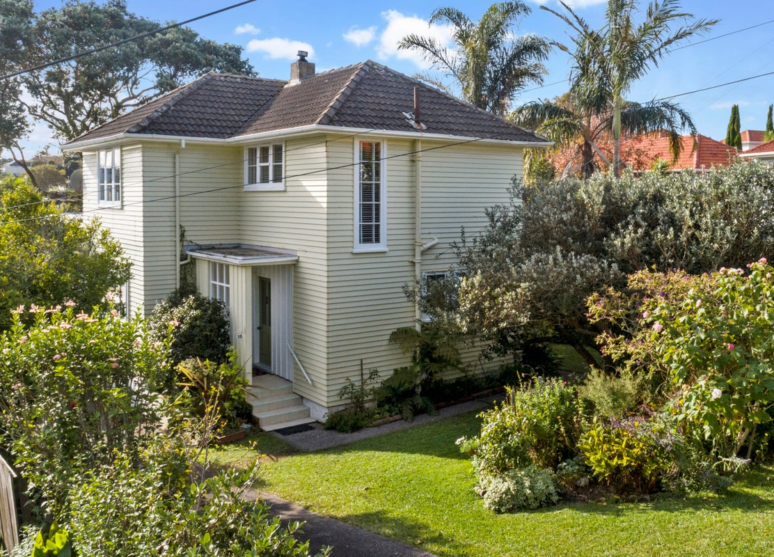 25 Fraser Road, Narrow Neck, Auckland - Carousel 1
