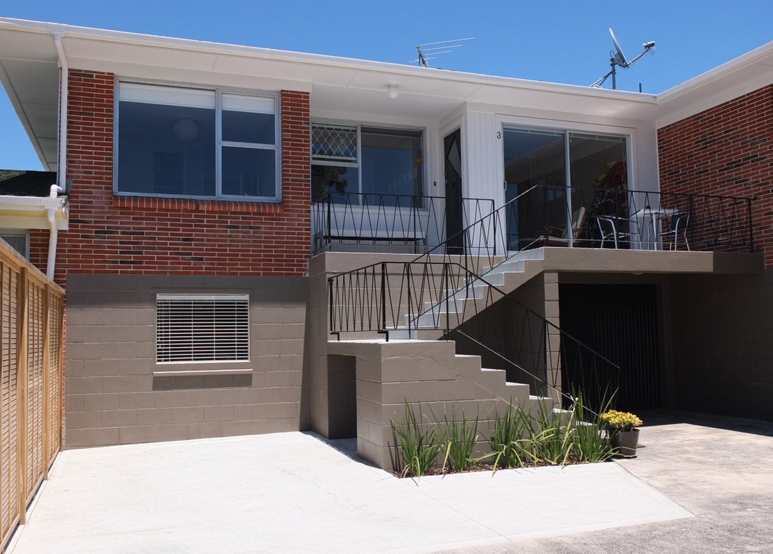 3/422 Point Chevalier Road, Point Chevalier, Auckland - Carousel 1